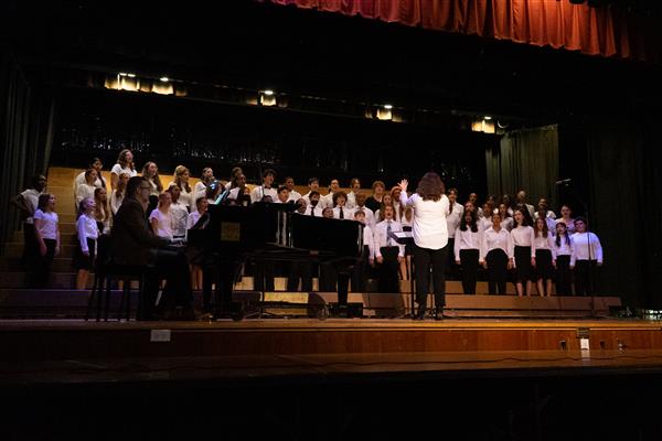 DREXEL HILL MIDDLE SCHOOL CHORAL C0NCERT MAY 9, 2023