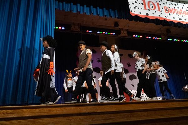 HIGHLAND PARK ELEMENTARY SCHOOL PLAY \